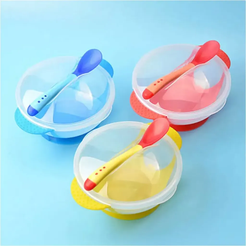 Slicon Bowl With Spoon