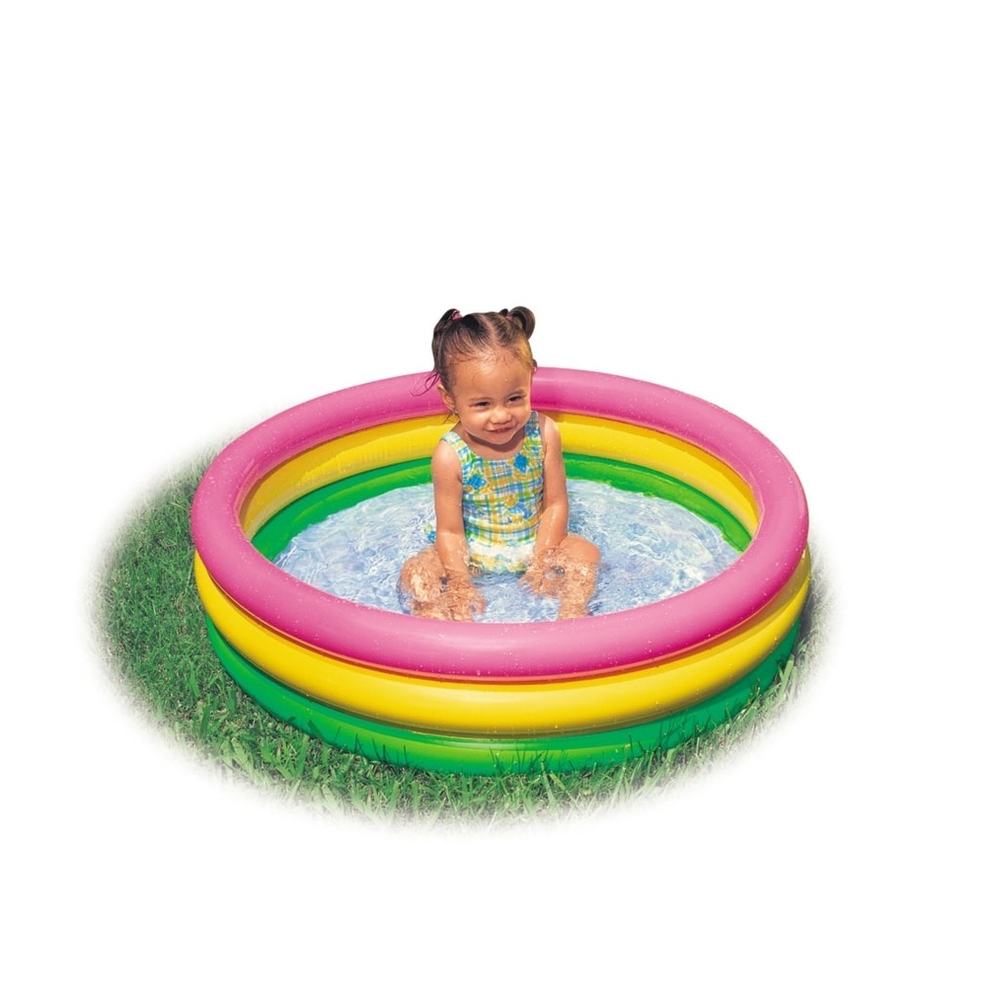 Wet Set Swimimg Pool