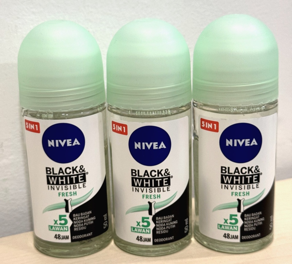 Nivea Black&White Roll On